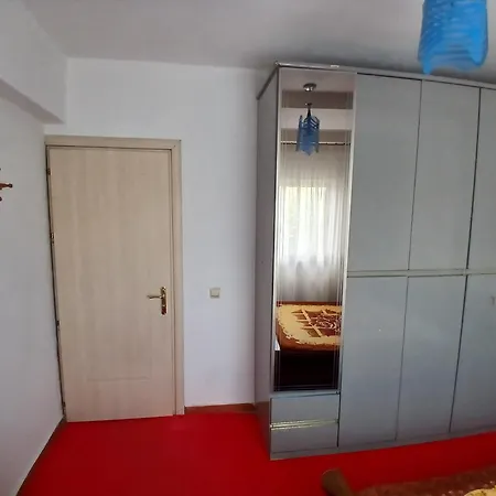 Apartament In * Tirana